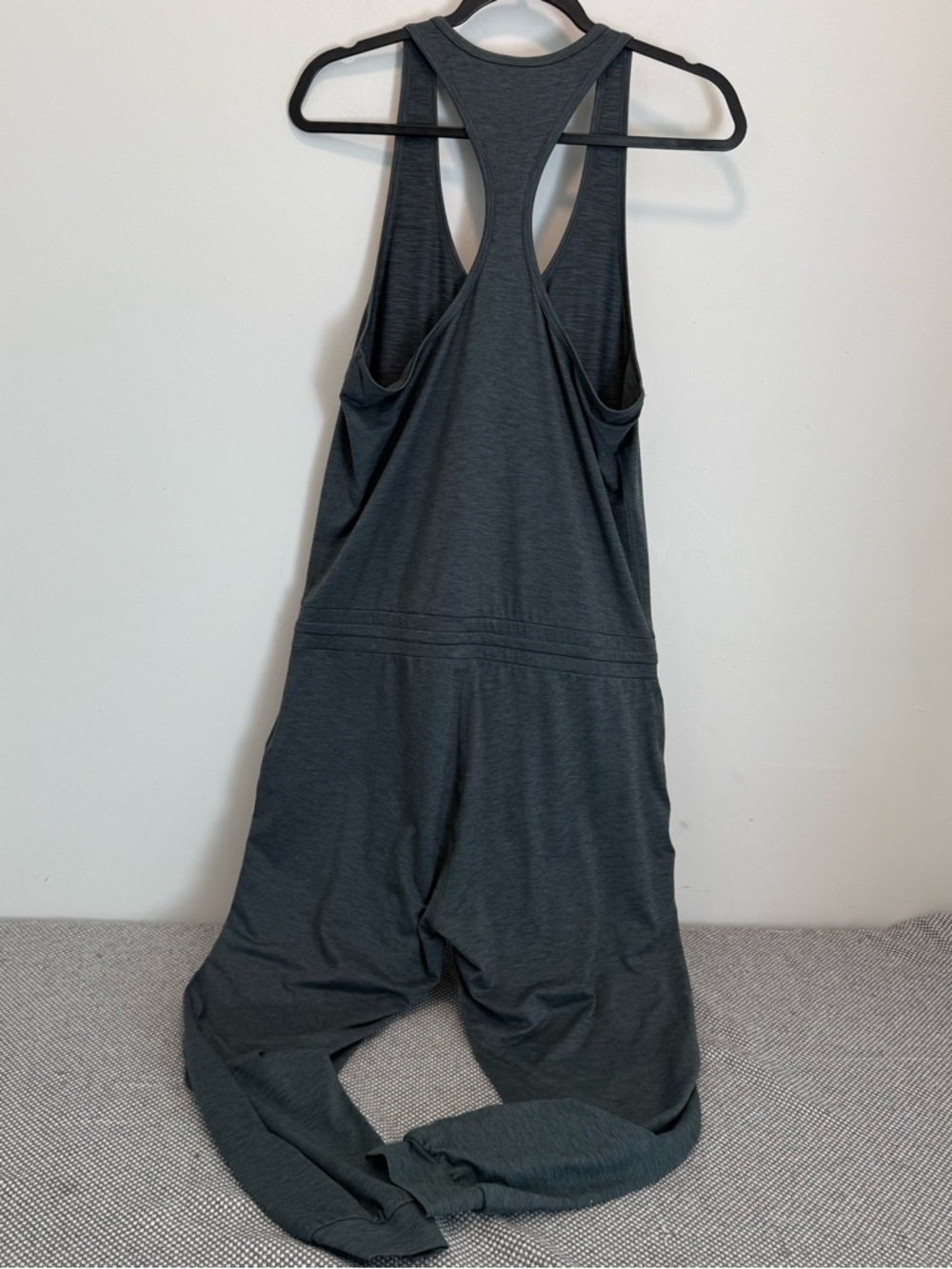 Vuori lux jumpsuit size S - Picture 8 of 14